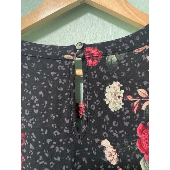 Torrid Women's Plus Size Dark Grey Black Floral Tunic Top Shirt Size 1x - Picture 5 of 8